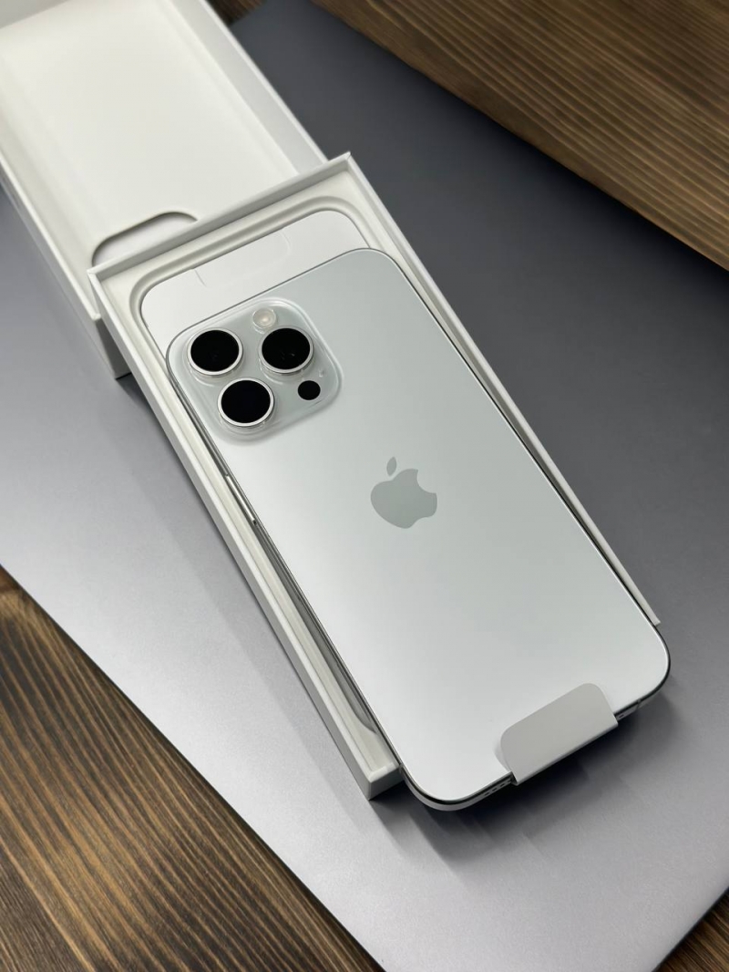  iPhone 15  Max 1TB White Titanium Dual Sim