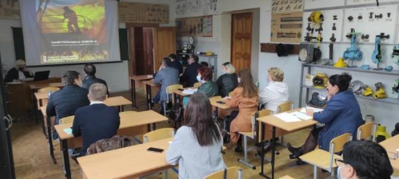Oy px  aco, oe a