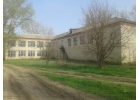 Продам здание 1735 м178 с землй 1.5Га